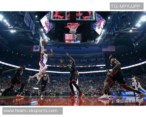 爱德华兹半场火力全开16投10中狂砍29分三分球命中率高达60 爱德华兹半场火力全开16投10中狂砍29分三分球命中率高达60