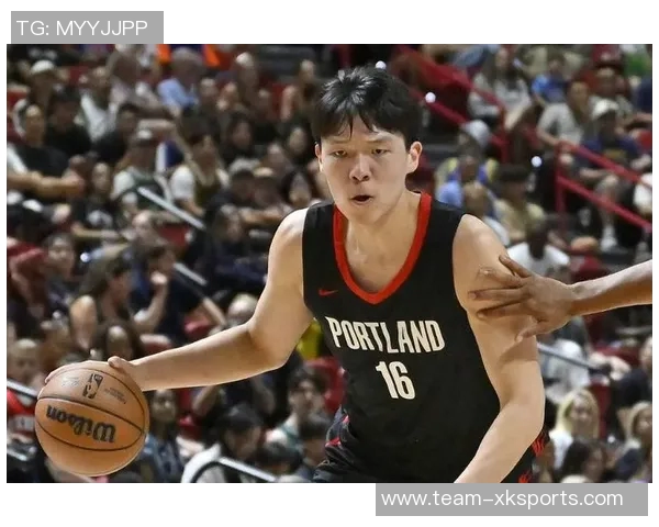 杨瀚森上半场未获出战机会罗威替补表现抢眼贡献4分3板 杨瀚森上半场未获出战机会罗威替补表现抢眼贡献4分3板