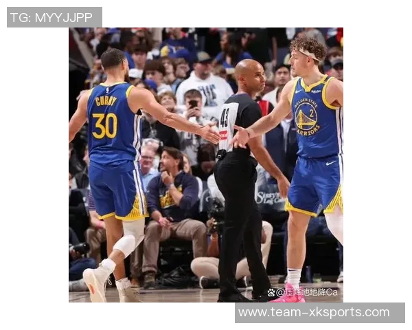 波杰谈与库里搭档的思考过程强硬防守下的默契配合之道