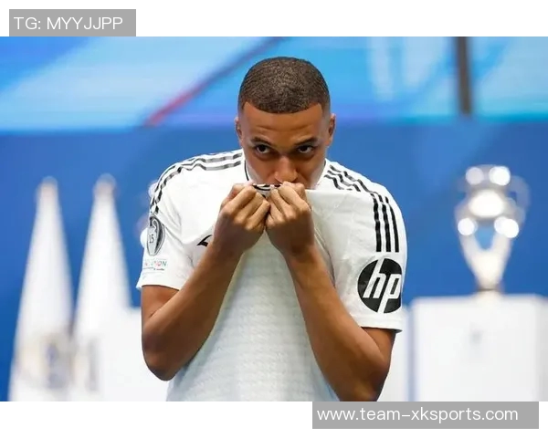 姆巴佩荣膺九月最佳奖杯再破门分享伯纳乌之夜的美妙时刻